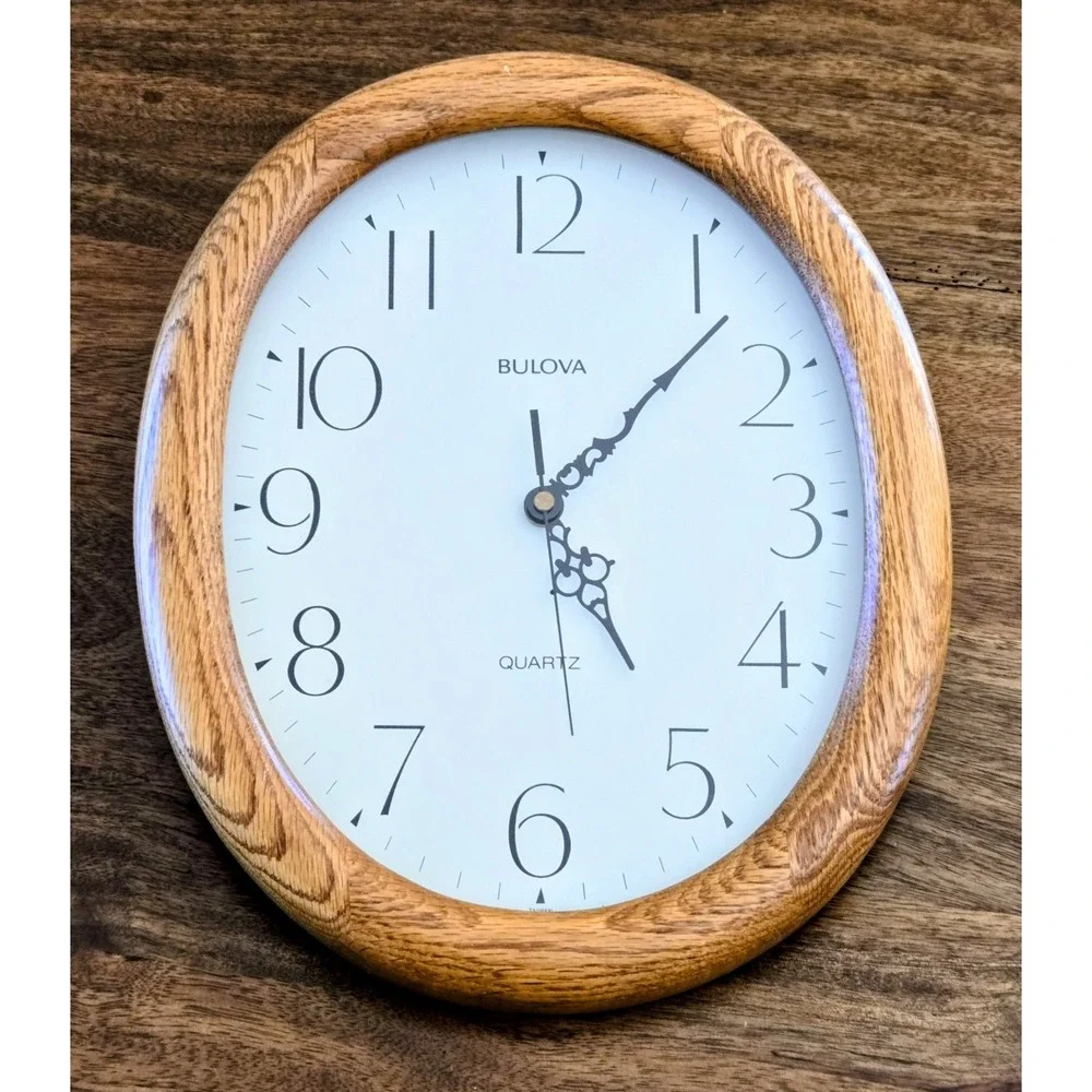 Vintage Bulova Quartz Oval Red Oak Wood Wall Clock - C4411 Taiwan - SH222-T2